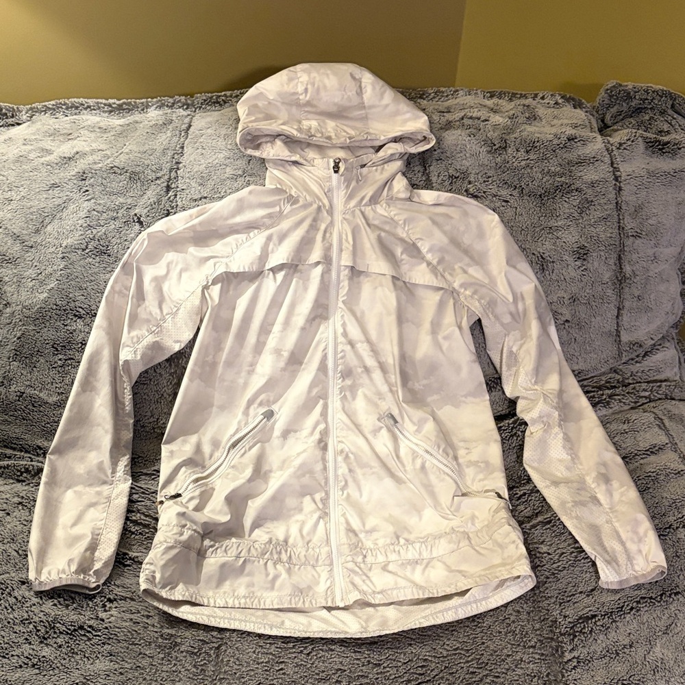 Lululemon Windbreaker Jacket, Size 6